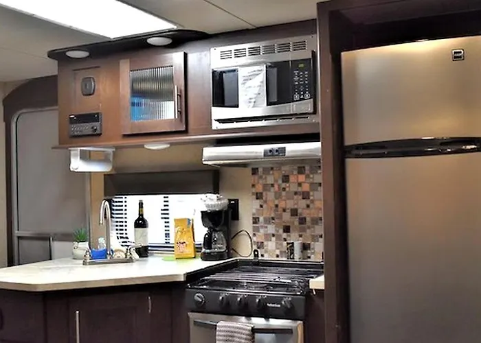 Cozy Rv With Private Deck & Firepit Near Williams, Arizona Dom wakacyjny